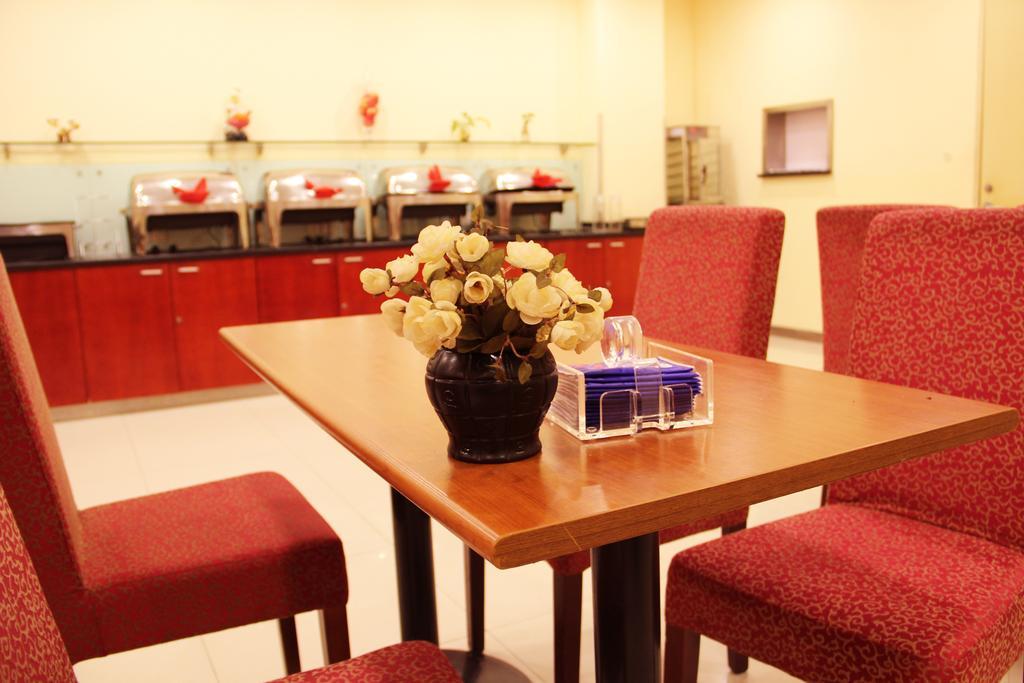 Hanting Hotel Changchun Qimao City الغرفة الصورة